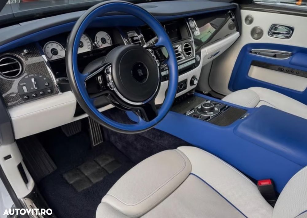 Rolls-Royce Ghost - 8