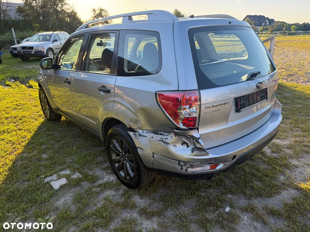 Subaru Forester 2.0X Edition - 4