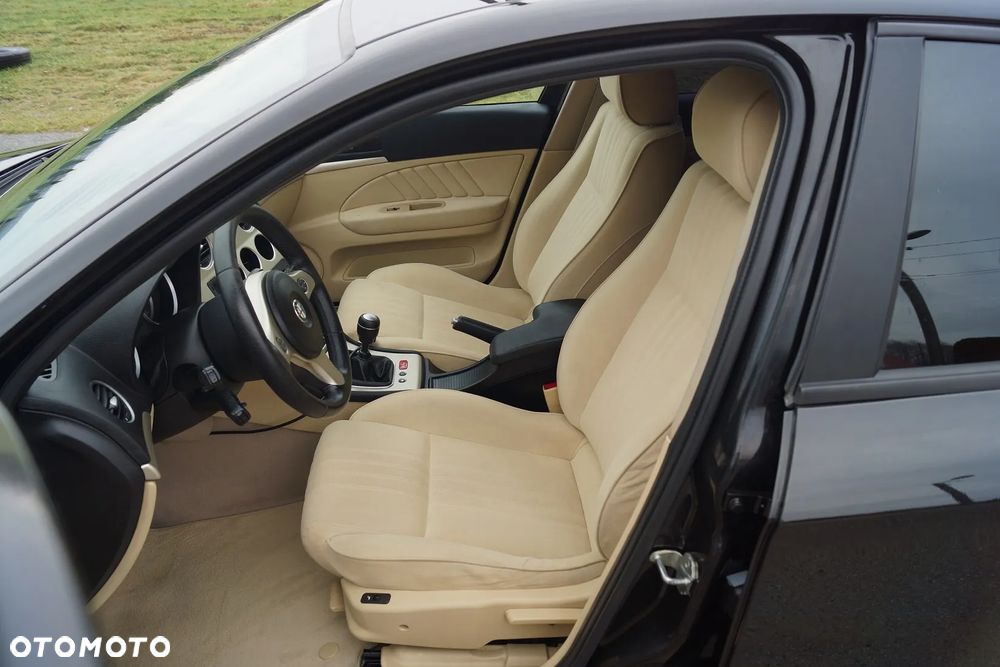 Alfa Romeo 159 1.9JTDM Impression - 14