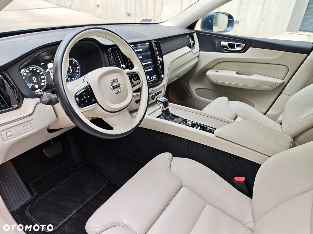 Volvo XC 60 D4 Inscription - 10