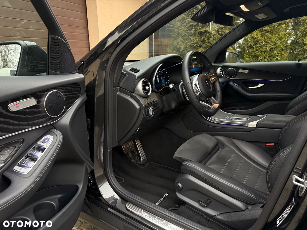 Mercedes-Benz GLC 220 d 4Matic 9G-TRONIC AMG Line - 20