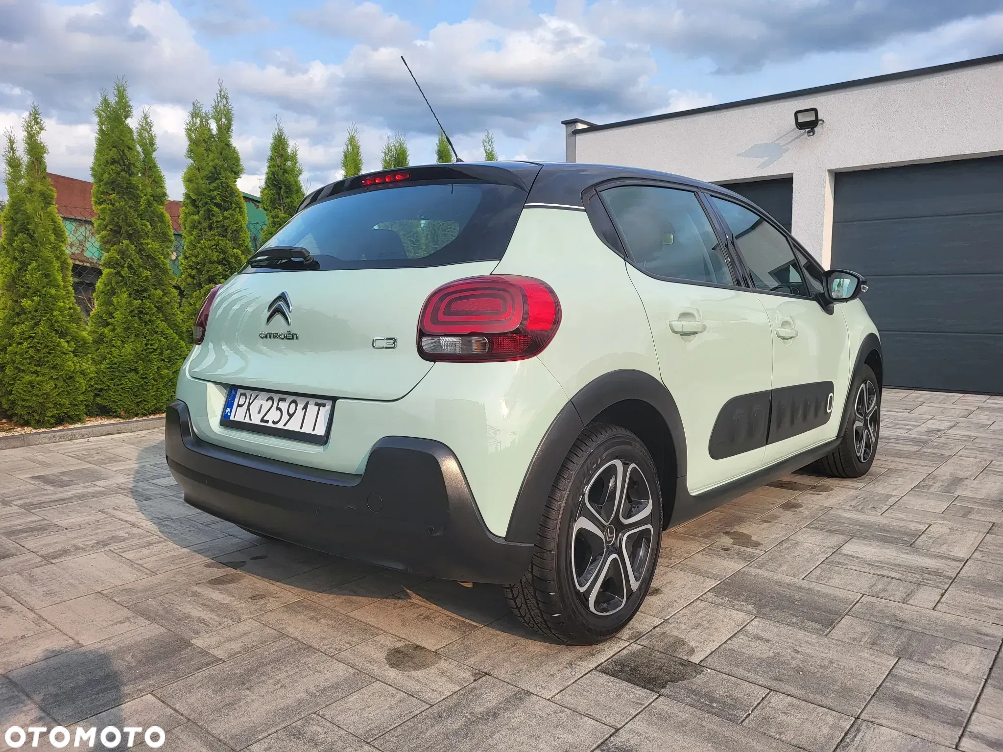 Citroën C3 1.2 PureTech Shine - 21