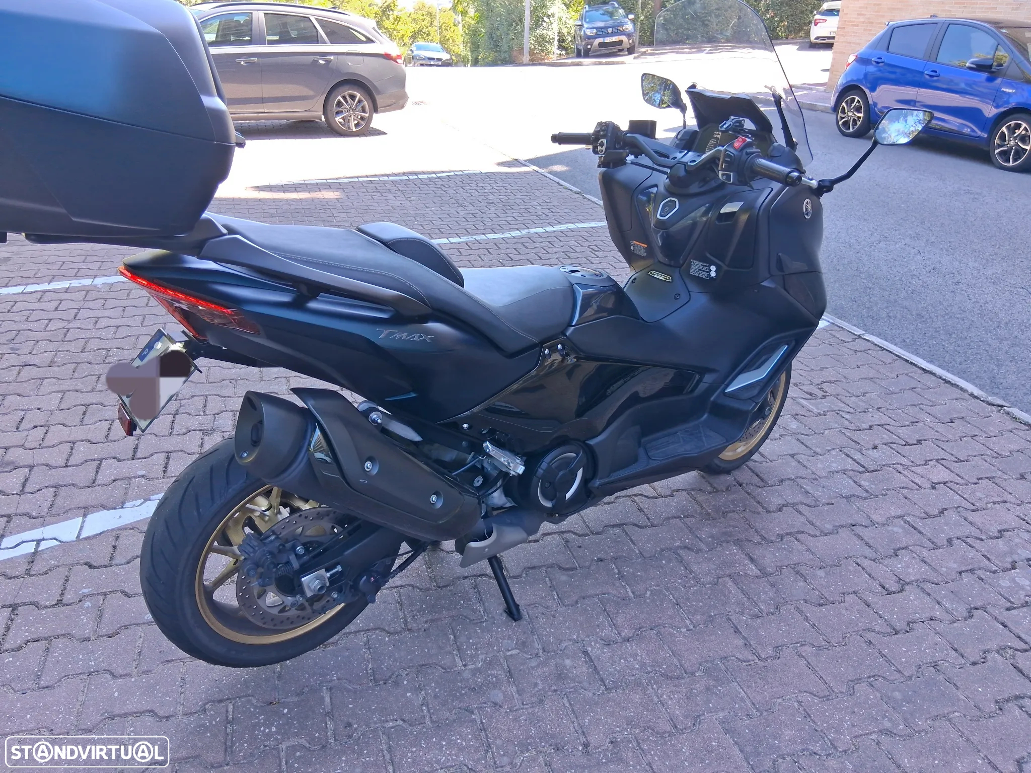 Yamaha TMAX Tech Max - 13