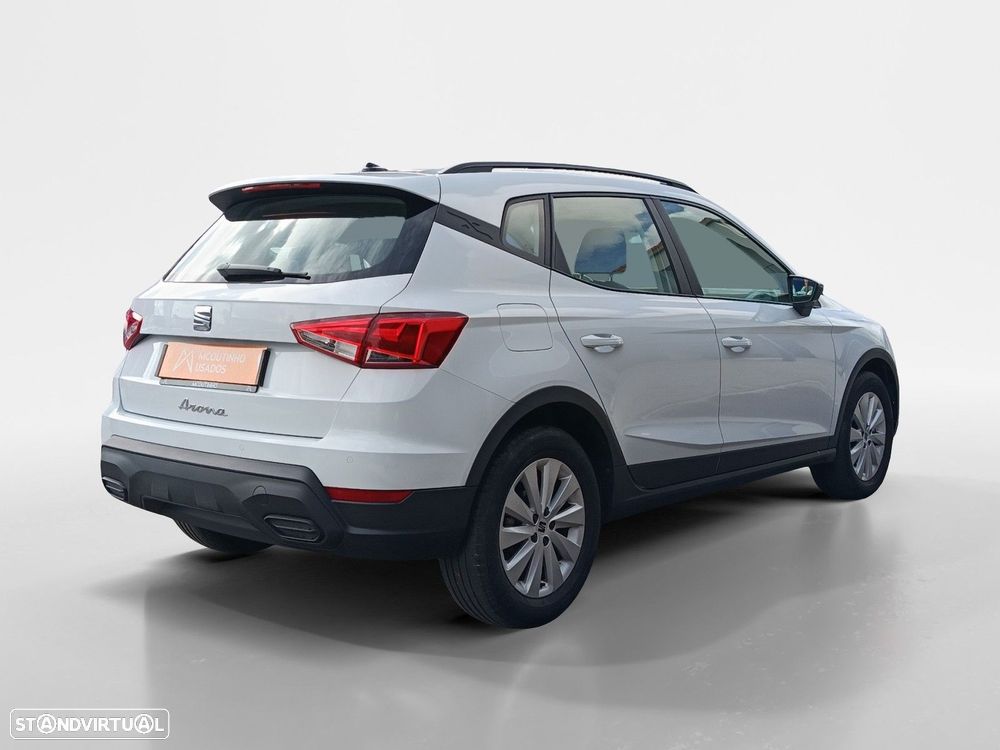 SEAT Arona 1.0 TSI Style DSG — fotografia 5