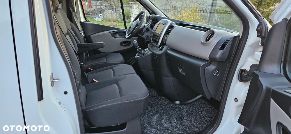Renault Trafic - 17
