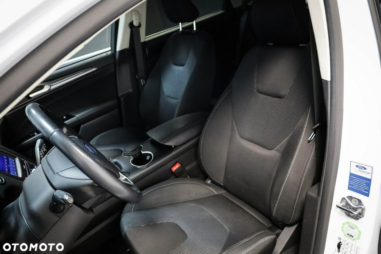 Ford Mondeo - 12