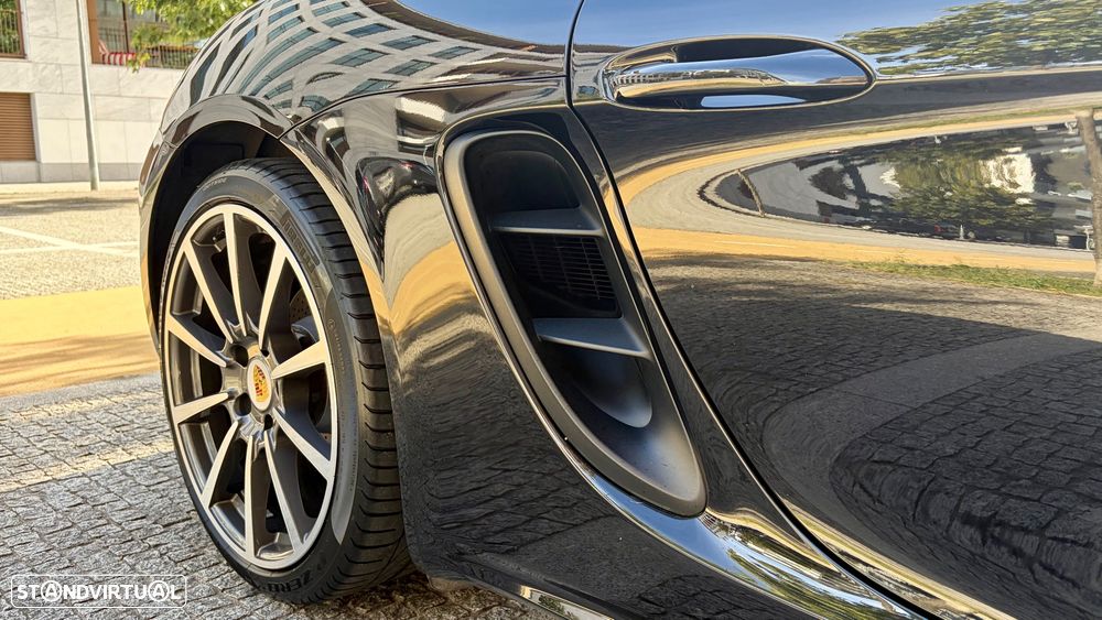 Porsche 718 - 23