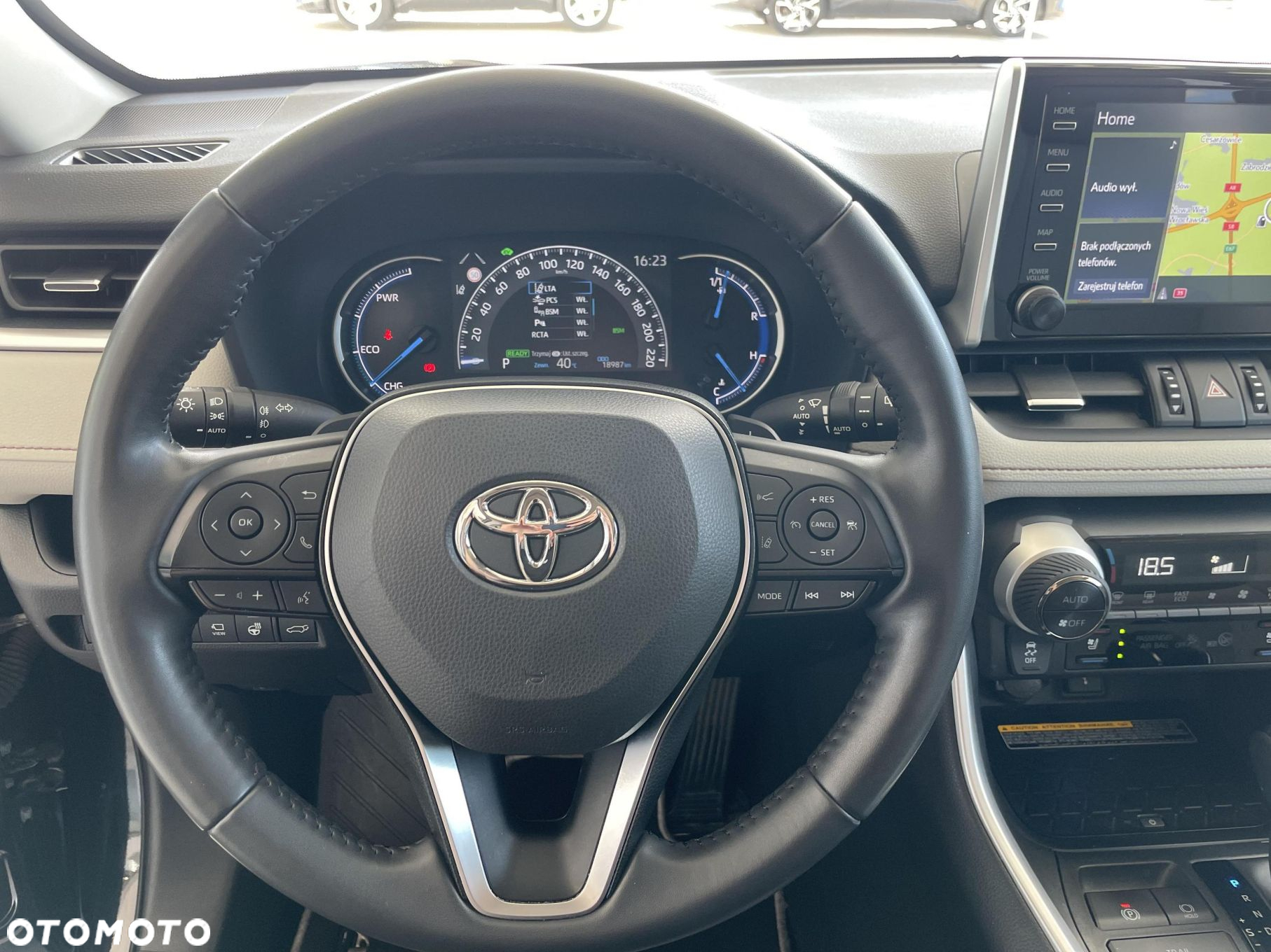 Toyota RAV4 - 16