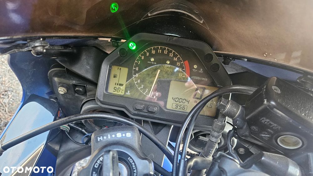 Honda CBR - 13