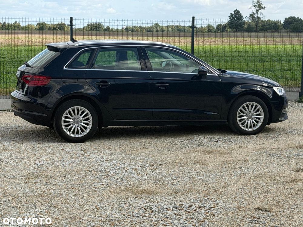 Audi A3 Sportback 1.6 TDI (clean diesel) S tronic Attraction - 10