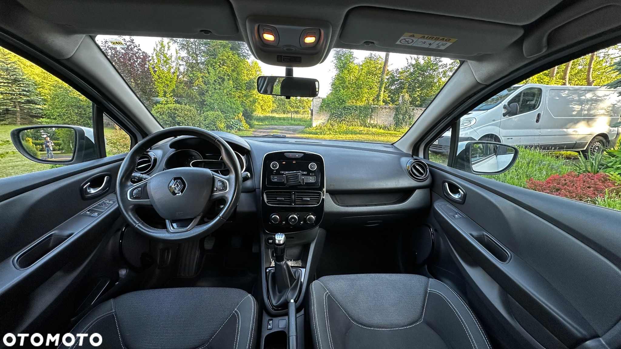 Renault Clio 1.5 dCi Energy Alize - 8