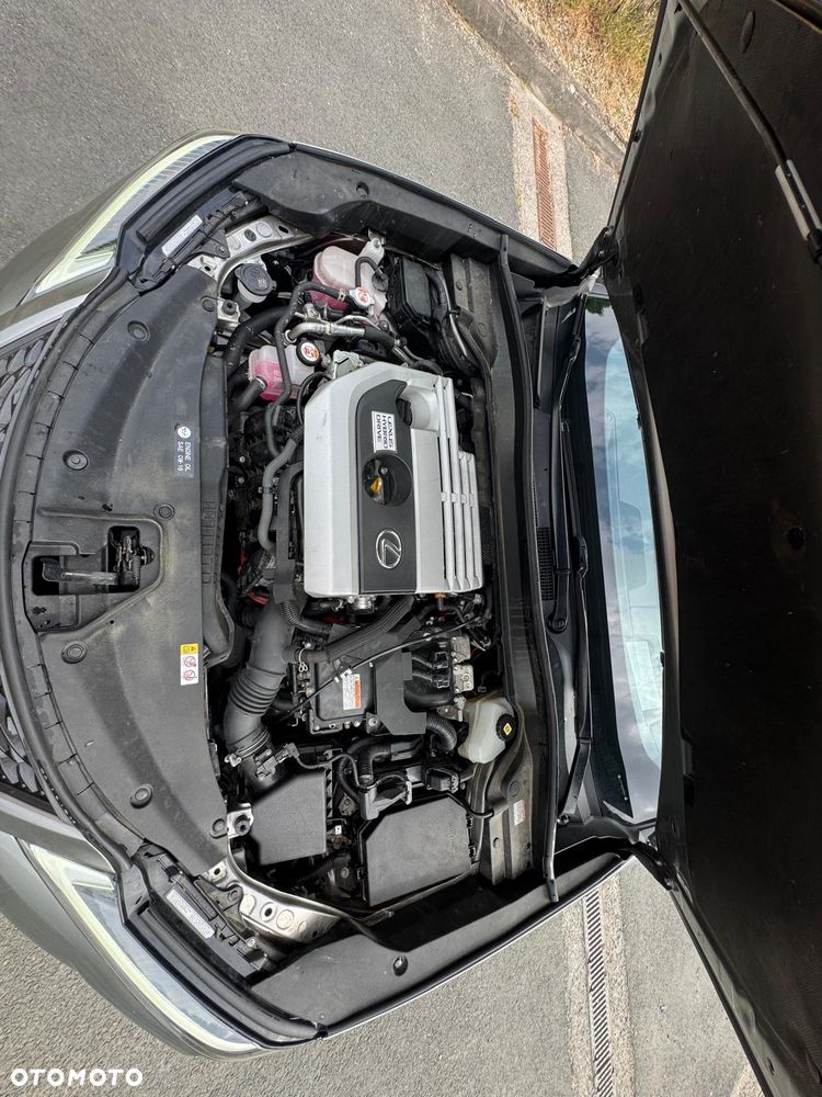 Lexus UX - 17