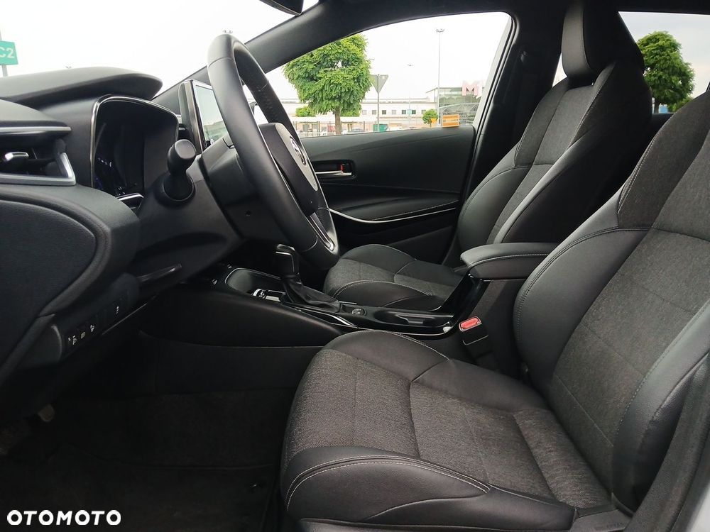 Toyota Corolla 1.8 Hybrid Comfort - 15