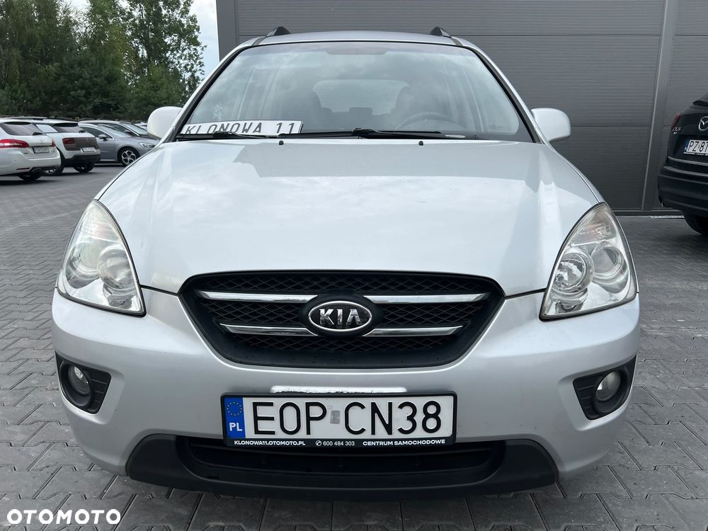 Kia Carens - 3