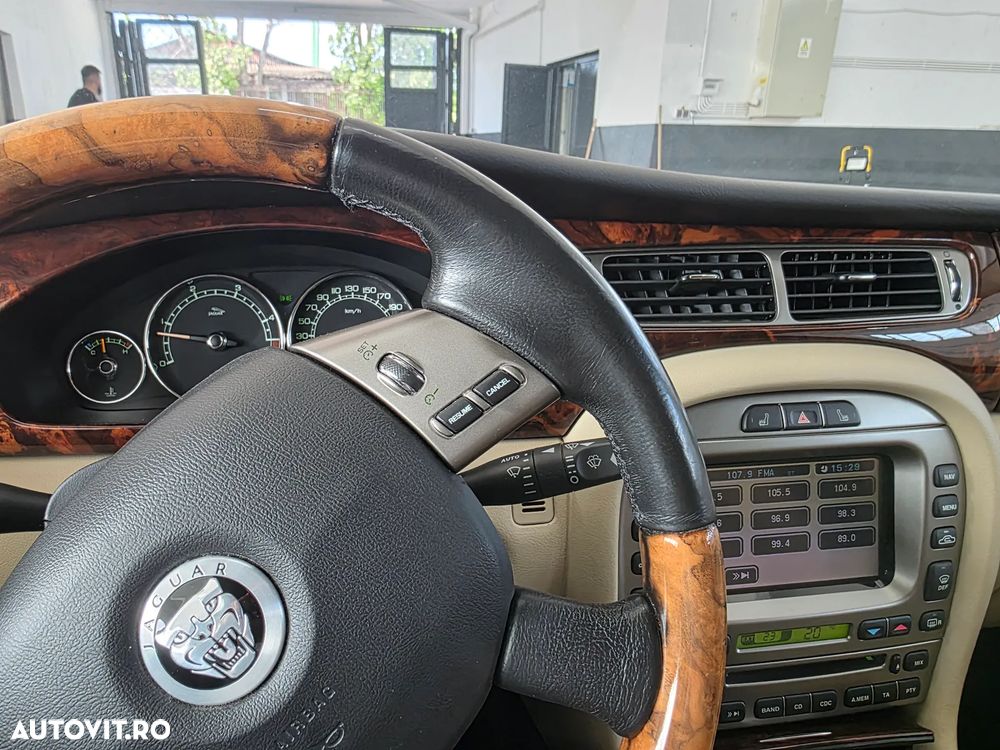 Jaguar X-Type - 21