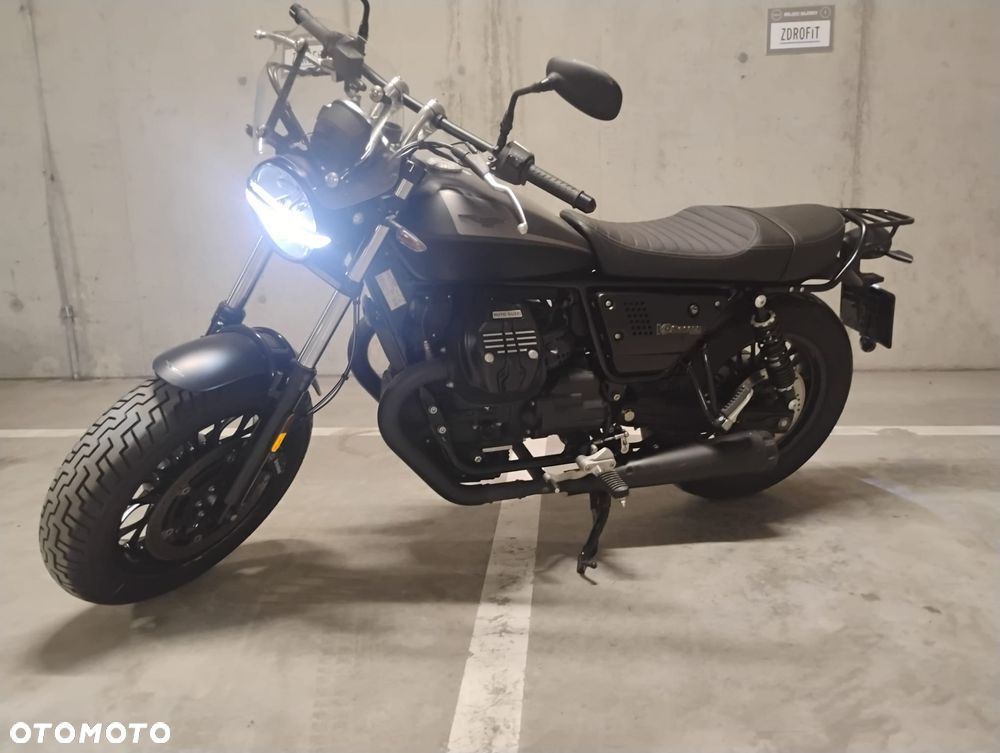 Moto Guzzi V9 - 11