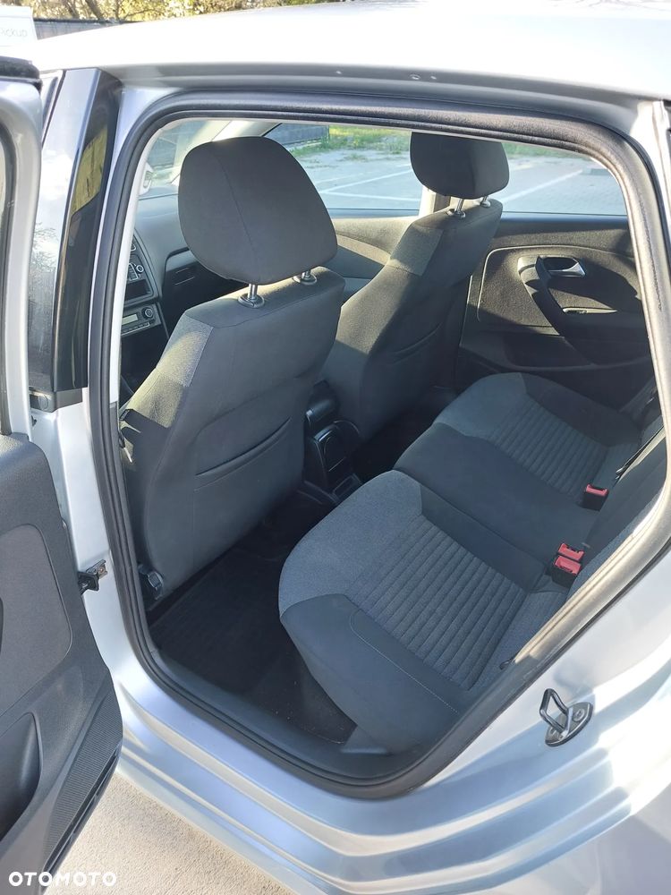 Volkswagen Polo 1.4 16V Comfortline - 6