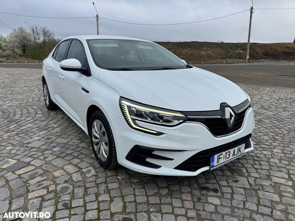 Renault Megane TCe 114 GPF Life - 10