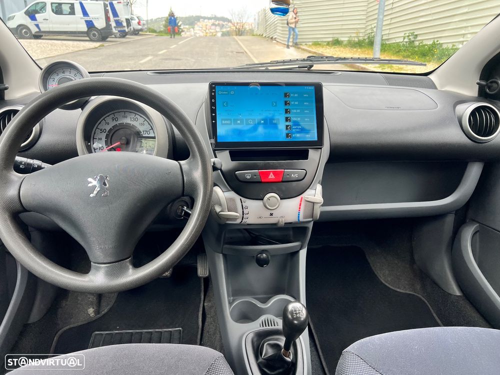 Peugeot 107 1.0 Trendy - 14