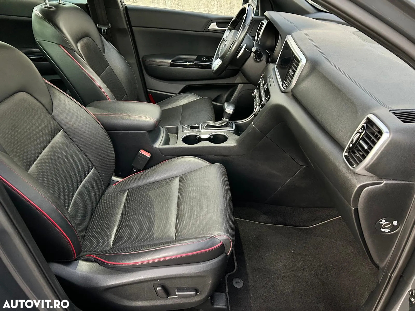 Kia Sportage 2,0 CRDI AWD Aut. GT Line - 11