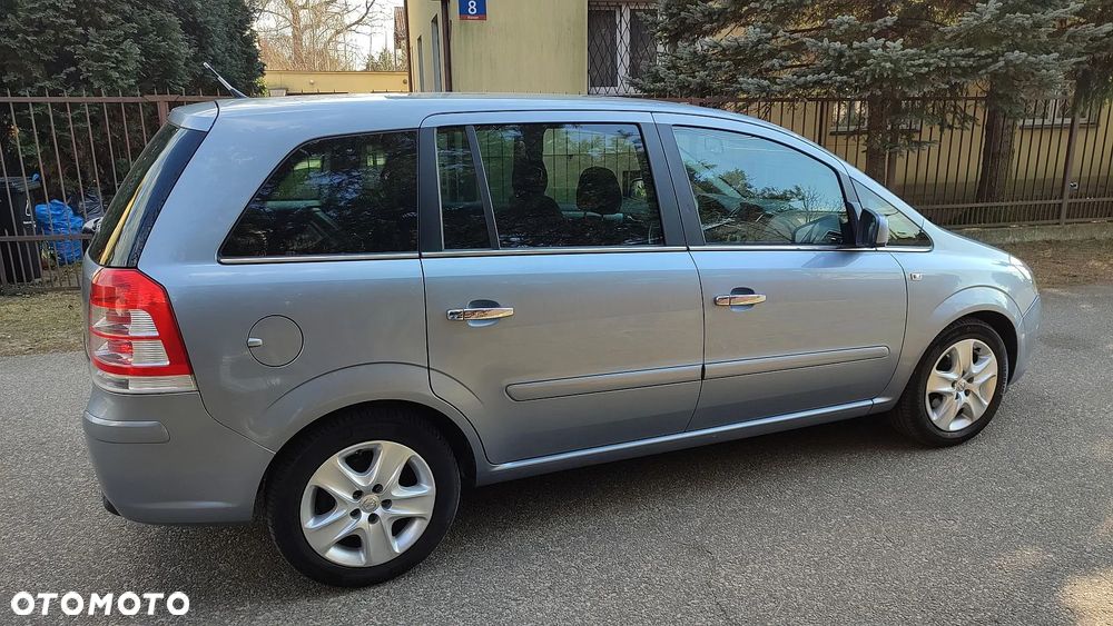 Opel Zafira 1.8 Selection - 9