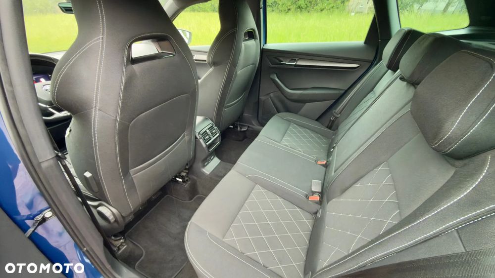 Skoda Karoq 2.0 TSI 4x4 Sportline DSG - 17