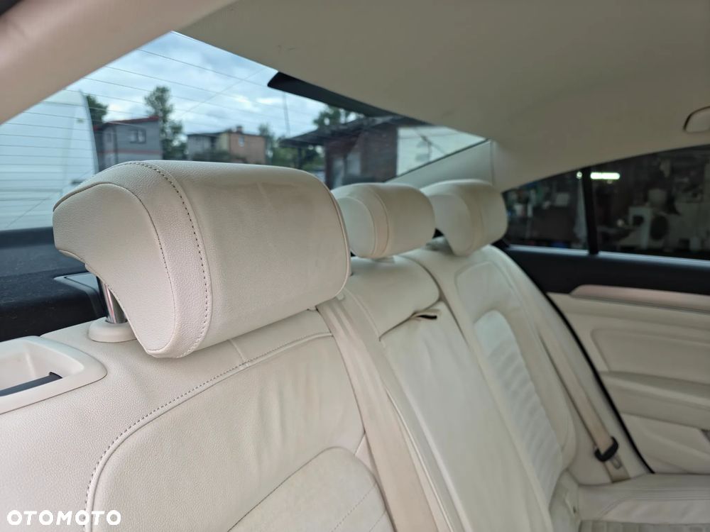 Volkswagen Passat 1.8 TSI BMT Highline DSG - 31