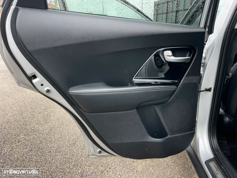 Kia Niro 1.6 GDi HEV EX - 17