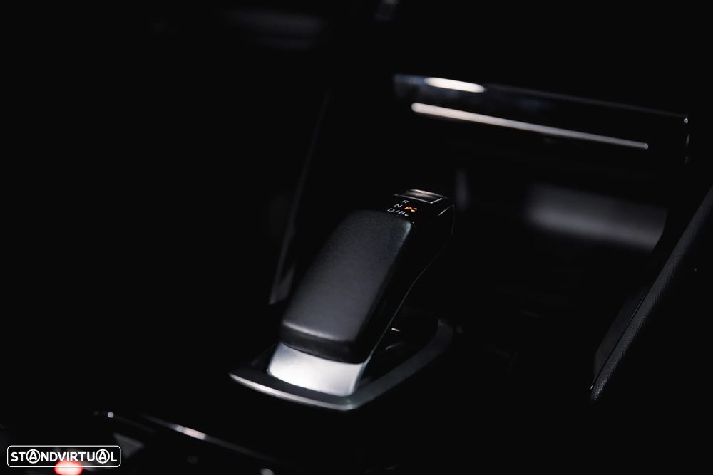 Peugeot e-2008 50 kWh Allure Pack - 15