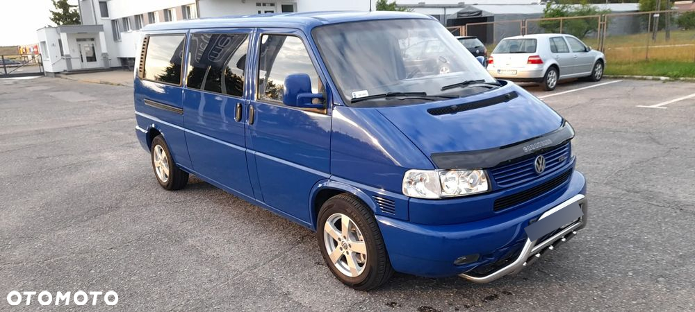 Volkswagen Caravelle - 5