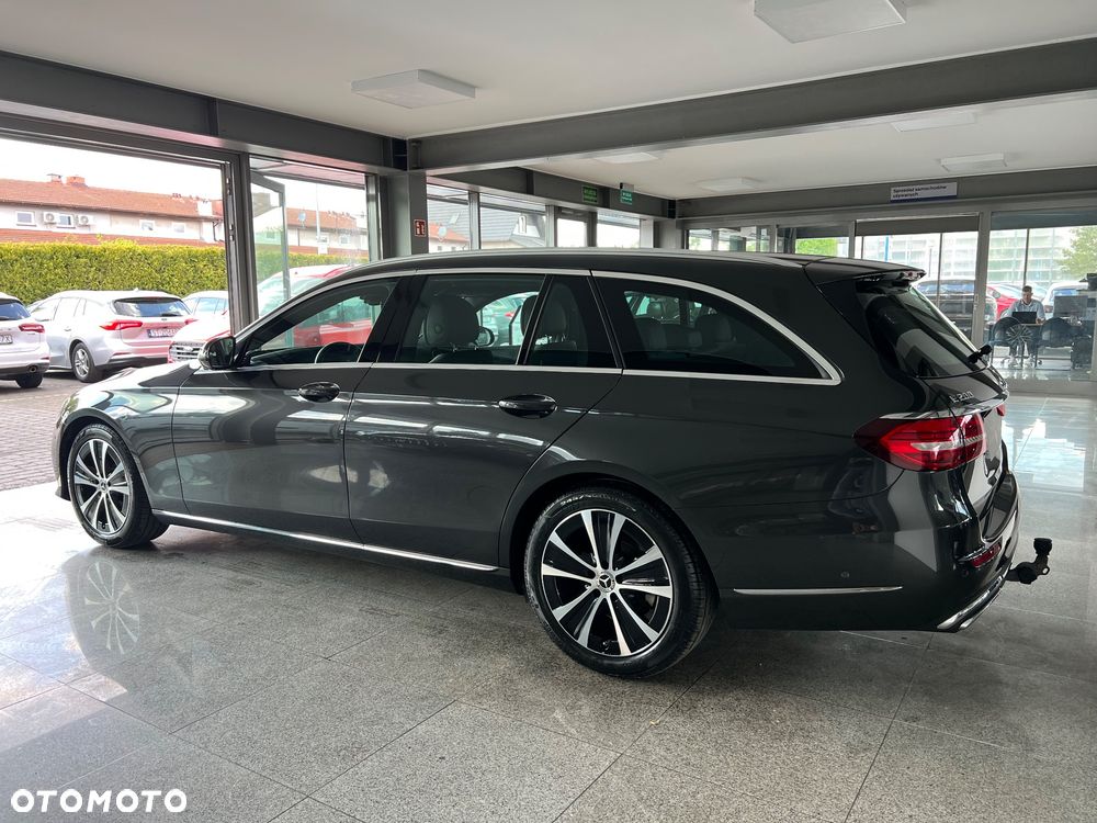 Mercedes-Benz Klasa E 200 Exclusive - 12