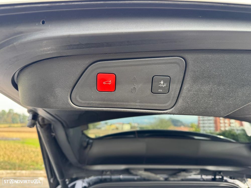 Peugeot 3008 BlueHDi 130 Stop & Start EAT8 GT Pack - 16