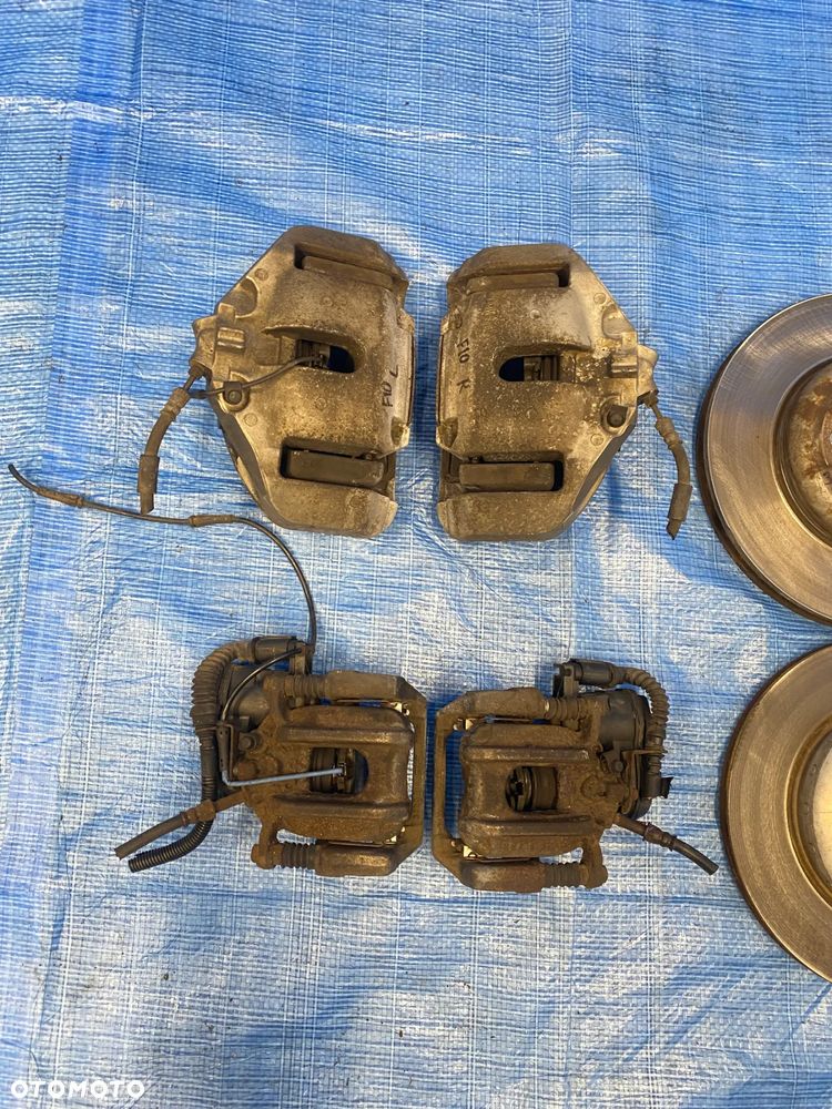 BMW F10 F11 535i SWAP KOMPLET ZACISKI TARCZE HAMULCOWE PRZÓD 348MM TYŁ 330MM  JARZMA PRZEDNIE TYLNE KOMPLET ORYGINAŁ BMW - 7