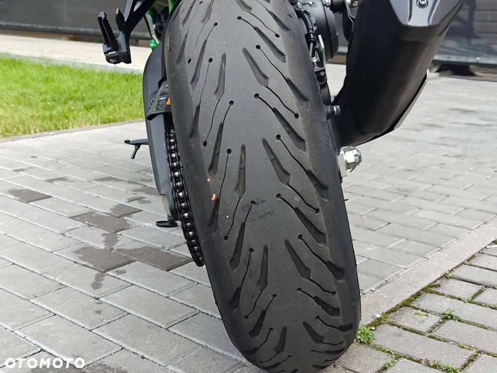 Kawasaki Z - 6