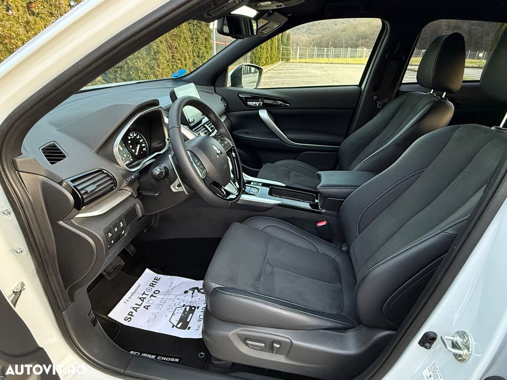 Mitsubishi Eclipse-Cross PHEV Intense+ - 24