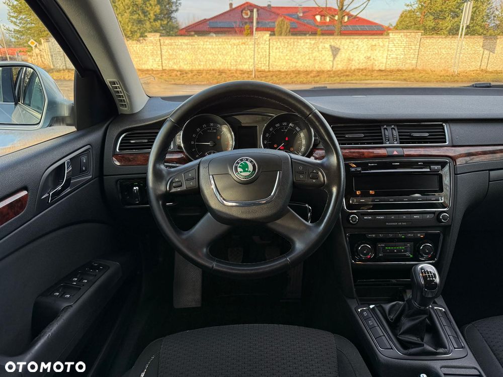 Skoda Superb 2.0 TDI Platinum - 12