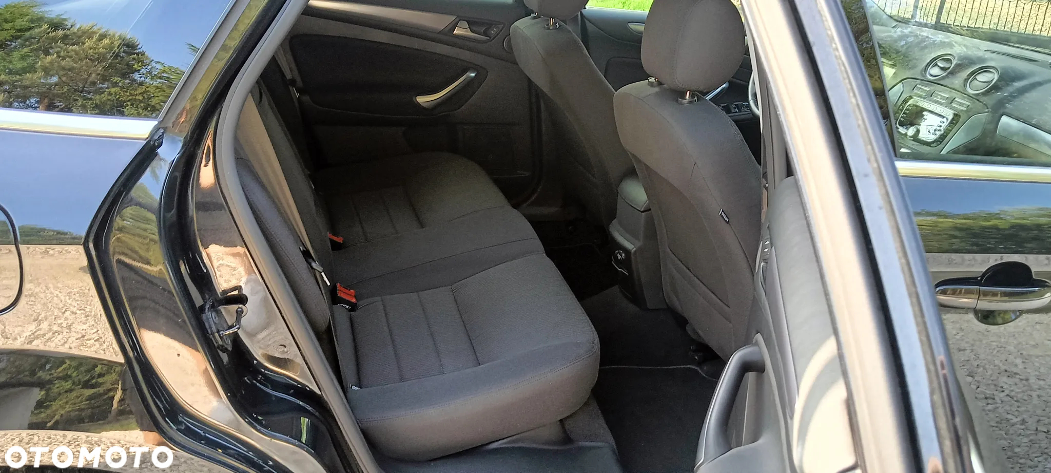 Ford Mondeo 2.0 EcoBoost Titanium X - 14