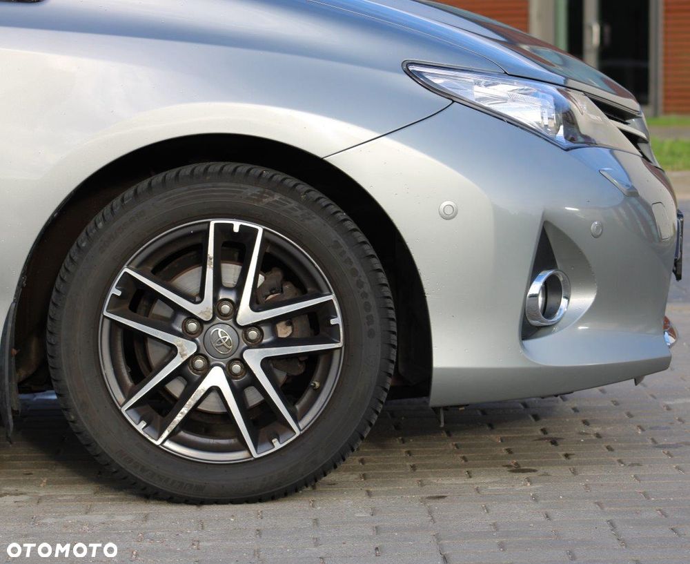 Toyota Auris 1.6 Valvematic Executive - 30
