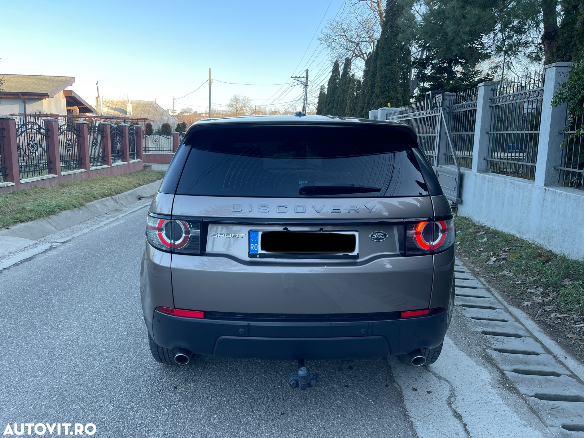 Land Rover Discovery Sport - 8