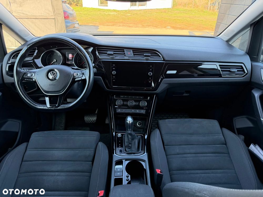 Volkswagen Touran 1.5 TSI EVO Highline DSG - 8