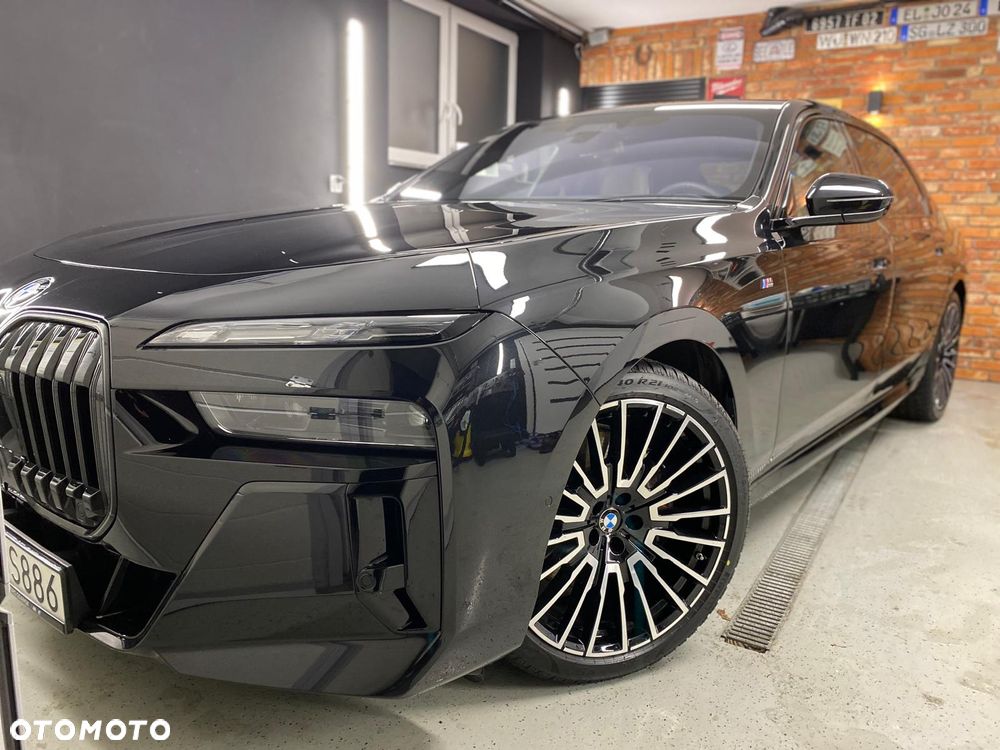 BMW Seria 7 - 21