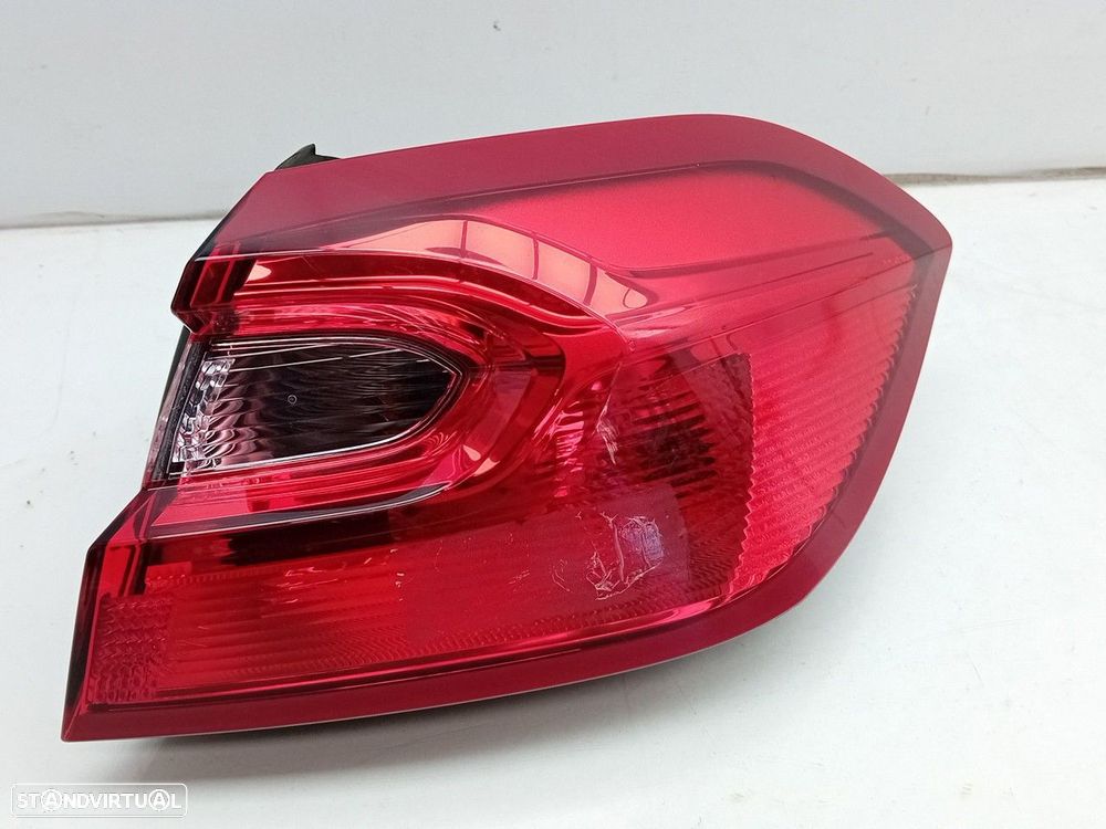 Farolim direito FORD Fiesta VII (HJ, HF) - 1