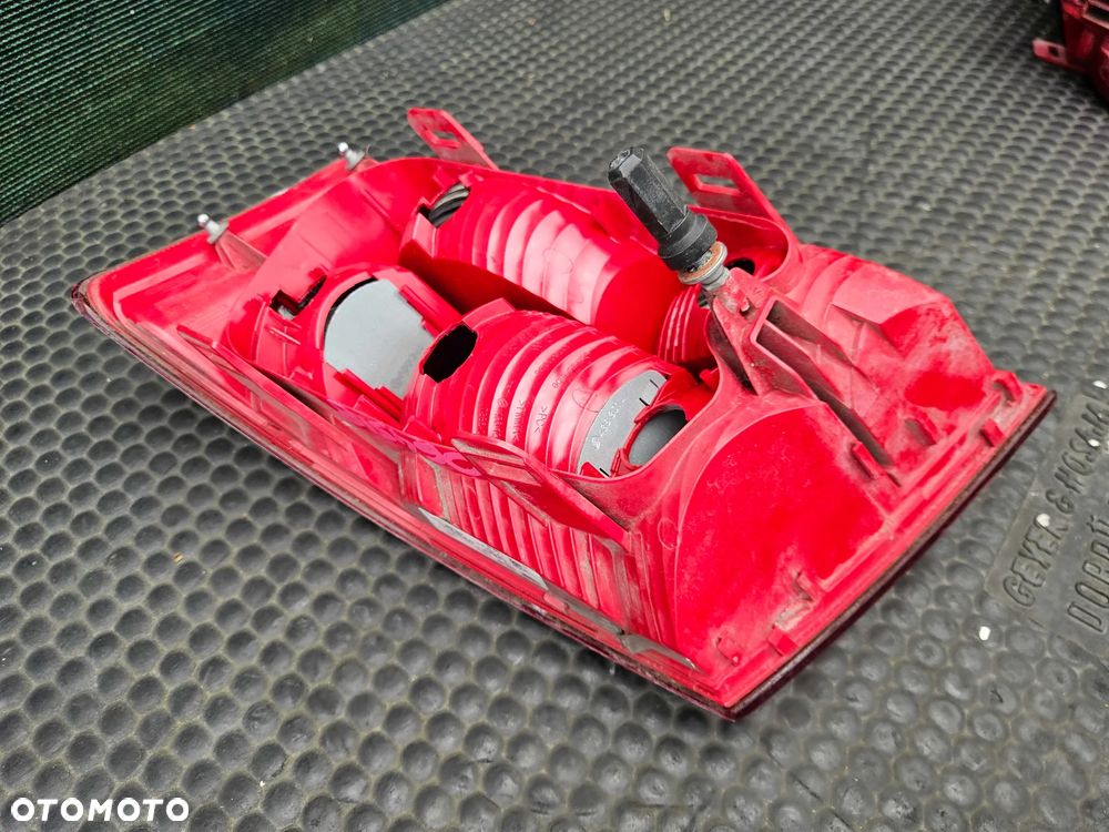 Lampa 4F5945095 Reflektor Tyl Tylna Lewa AUDI A6 C6 Sedan Przed Lift - 27