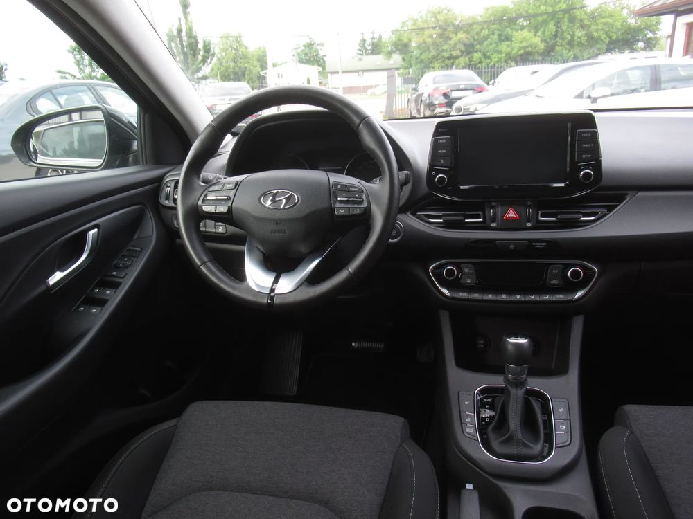 Hyundai i30 1.5 T-GDI 48V Smart DCT - 11
