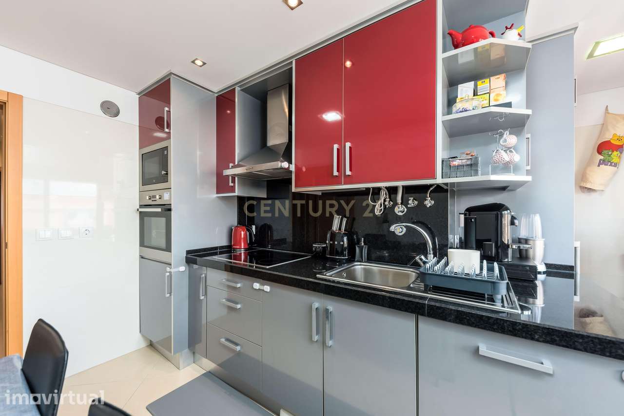 Apartamento T3 com Garagem em Seixal, Arrentela e Aldeia de Paio Pires - Grande imagem: 4/31