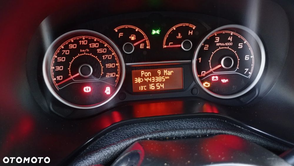 Fiat Doblo - 12