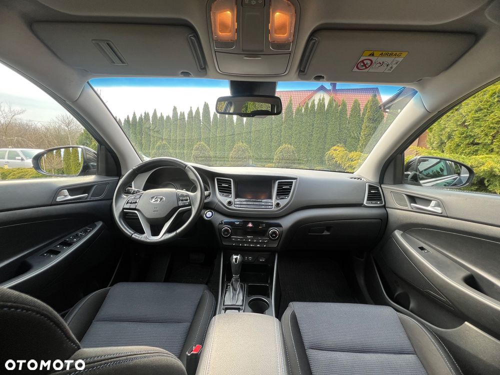 Hyundai Tucson 2.0 CRDi 4WD Automatik Style - 10