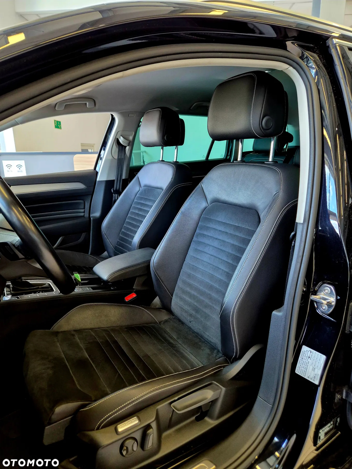 Volkswagen Passat 2.0 TSI Elegance DSG - 10