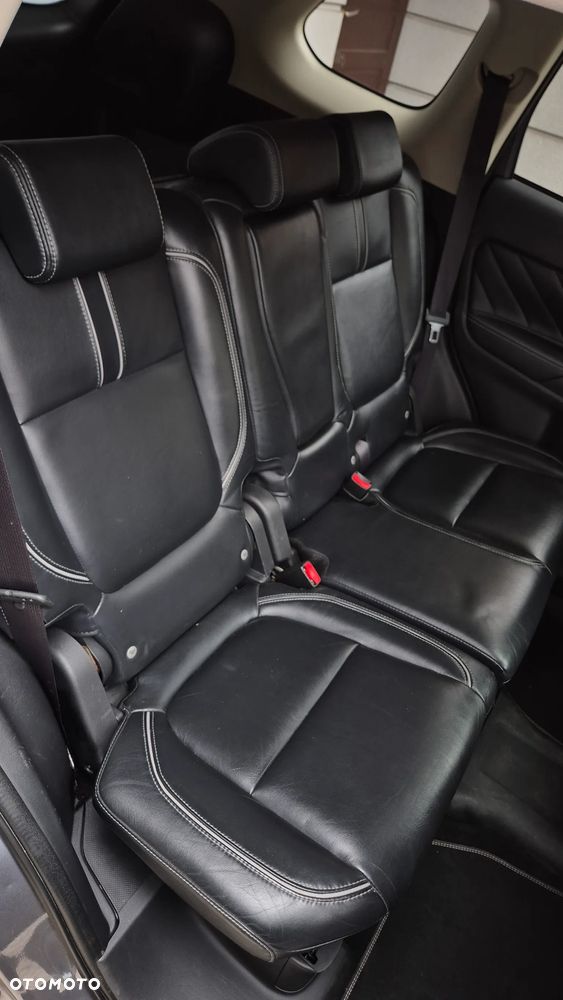 Mitsubishi Outlander - 28