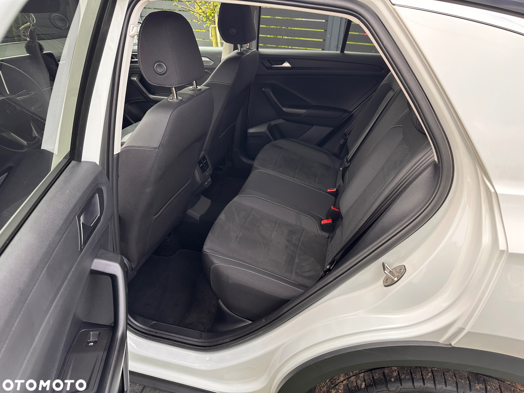 Volkswagen T-Roc 1.5 TSI Style DSG - 28
